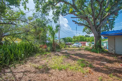 4721 28th Court, Vero Beach, FL 32967 - Photo 4