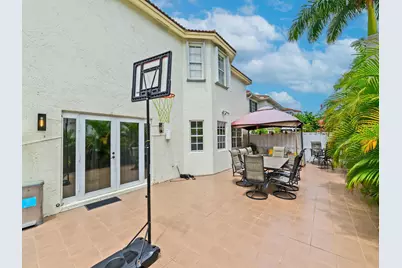 101 Gables Boulevard, Weston, FL 33326 - Photo 24
