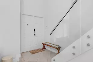 101 Gables Blvd, Weston, FL 33326 - Photo 2