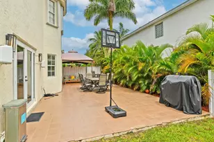 101 Gables Blvd, Weston, FL 33326 - Photo 24