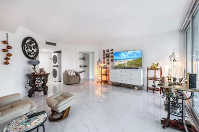 3661 Via Poinciana Road #206, Lake Worth, FL 33461 - Photo 4