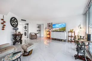 3661 Via Poinciana Rd, Lake Worth, FL 33461 - Photo 4