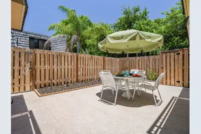 340 S Waverly Place #8b, Vero Beach, FL 32960 - Photo 26