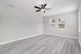 1079 SW Placetas Ave, Port Saint Lucie, FL 34953 - Photo 10