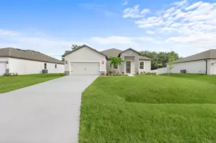1079 SW Placetas Ave, Port Saint Lucie, FL 34953 - Photo 2