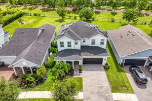 889 Wandering Willow Wy, Loxahatchee, FL 33470 - Photo 2