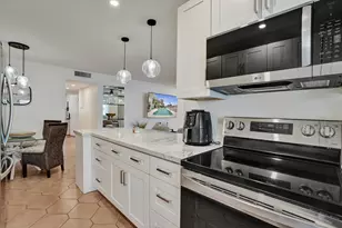 2866 NE 30th St, Fort Lauderdale, FL 33306 - Photo 16