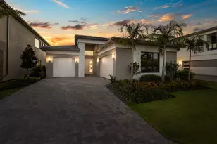 21015 Tangelo Tree Dr, Boca Raton, FL 33434 - Photo 2