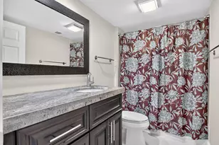 6061 Balboa Cir, Boca Raton, FL 33433 - Photo 22