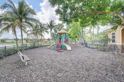 241 Gazetta Way, West Palm Beach, FL 33413 - Photo 54