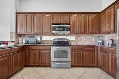 241 Gazetta Way, West Palm Beach, FL 33413 - Photo 20