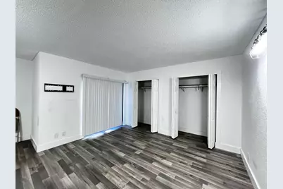 295 Woodland Road, Palm Springs, FL 33461 - Photo 12