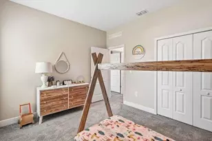 8425 101st Ct, Vero Beach, FL 32967 - Photo 22