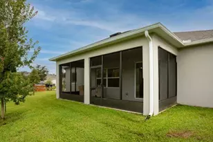 8425 101st Ct, Vero Beach, FL 32967 - Photo 24