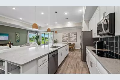 8425 101st Court, Vero Beach, FL 32967 - Photo 2