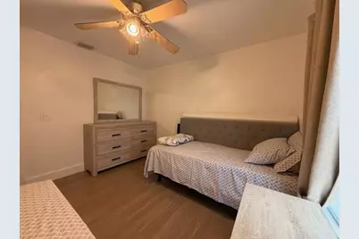1530 Royal Forest Court, Palm Springs, FL 33406 - Photo 16