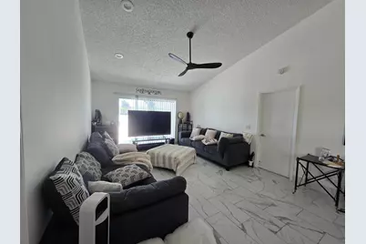 1530 Royal Forest Court, Palm Springs, FL 33406 - Photo 22