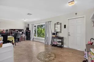 11241 NW 42nd St, Coral Springs, FL 33065 - Photo 14