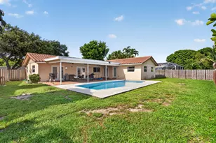 11241 NW 42nd St, Coral Springs, FL 33065 - Photo 4