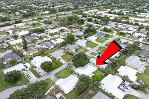 8974 SE Bobo Ct, Hobe Sound, FL 33455 - Photo 28
