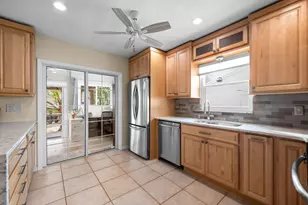 8974 SE Bobo Ct, Hobe Sound, FL 33455 - Photo 8