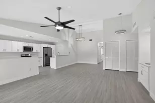 148 Village Walk Dr, Royal Palm Beach, FL 33411 - Photo 6