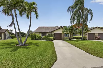 148 Village Walk Drive #24, Royal Palm Beach, FL 33411 - Photo 2