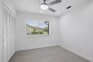 148 Village Walk Dr, Royal Palm Beach, FL 33411 - Photo 16