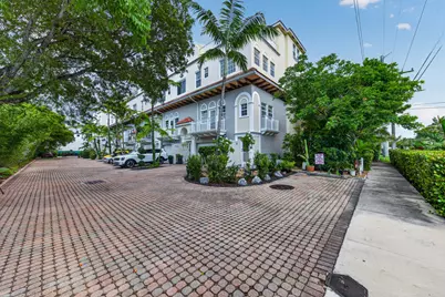 2700 NE 8th Avenue, Wilton Manors, FL 33334 - Photo 56
