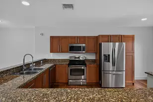 2700 NE 8th Ave, Wilton Manors, FL 33334 - Photo 44