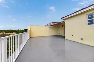 2700 NE 8th Ave, Wilton Manors, FL 33334 - Photo 34