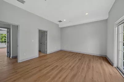 2700 NE 8th Avenue, Wilton Manors, FL 33334 - Photo 18