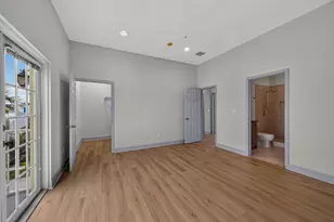 2700 NE 8th Ave, Wilton Manors, FL 33334 - Photo 18