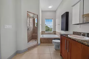 2700 NE 8th Ave, Wilton Manors, FL 33334 - Photo 16