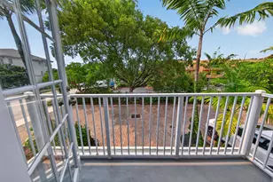 2700 NE 8th Ave, Wilton Manors, FL 33334 - Photo 6