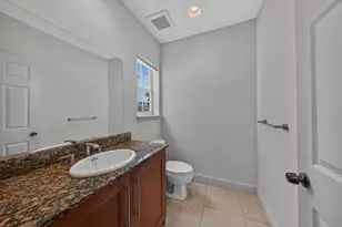 2700 NE 8th Ave, Wilton Manors, FL 33334 - Photo 12