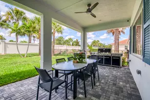 12104 Waterstone Cir, Palm Beach Gardens, FL 33412 - Photo 24
