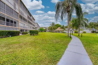 4700 Washington Street #105, Hollywood, FL 33021 - Photo 12