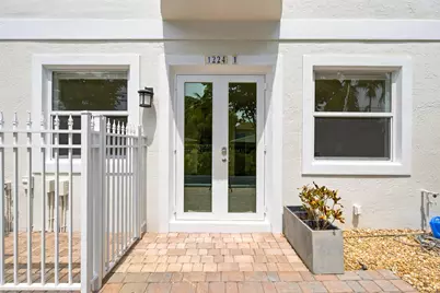 1224 NE 18th Avenue #1, Fort Lauderdale, FL 33304 - Photo 2
