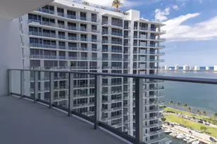 220 Lake Shore Dr, Lake Park, FL 33403 - Photo 10