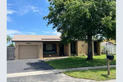8511 NW 8th Street, Pembroke Pines, FL 33024 - Photo 1