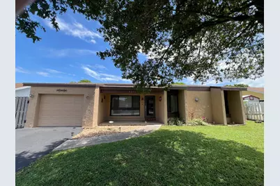 8511 NW 8th Street, Pembroke Pines, FL 33024 - Photo 4