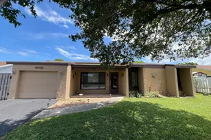 8511 NW 8th St, Pembroke Pines, FL 33024 - Photo 4
