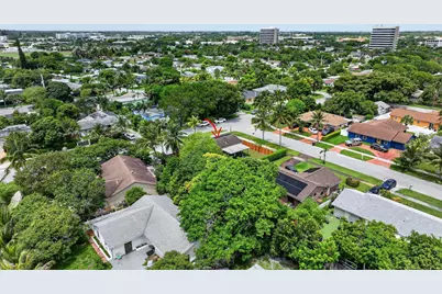 202 Elaine Circle W, West Palm Beach, FL 33409 - Photo 42