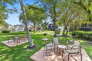 301 N Pine Island Rd, Plantation, FL 33324 - Photo 24