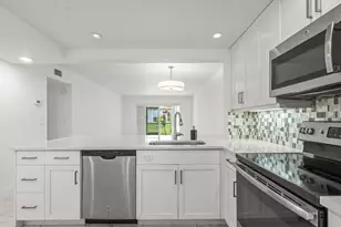 3090 Holiday Springs Blvd, Margate, FL 33063 - Photo 6