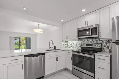 3090 Holiday Springs Boulevard #Unit 109, Margate, FL 33063 - Photo 8