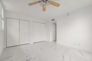 3090 Holiday Springs Blvd, Margate, FL 33063 - Photo 16