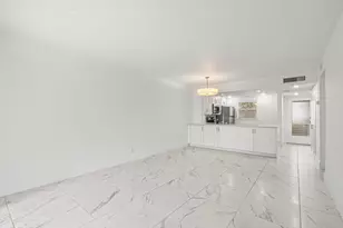 3090 Holiday Springs Blvd, Margate, FL 33063 - Photo 10