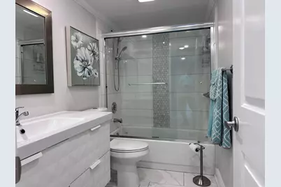 9300 Sunrise Lakes Boulevard #309, Sunrise, FL 33322 - Photo 32